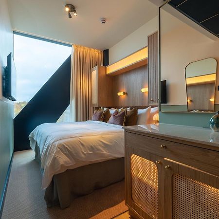 فندق Jacyz غوتنبرغ المظهر الخارجي الصورة A room at the hotel