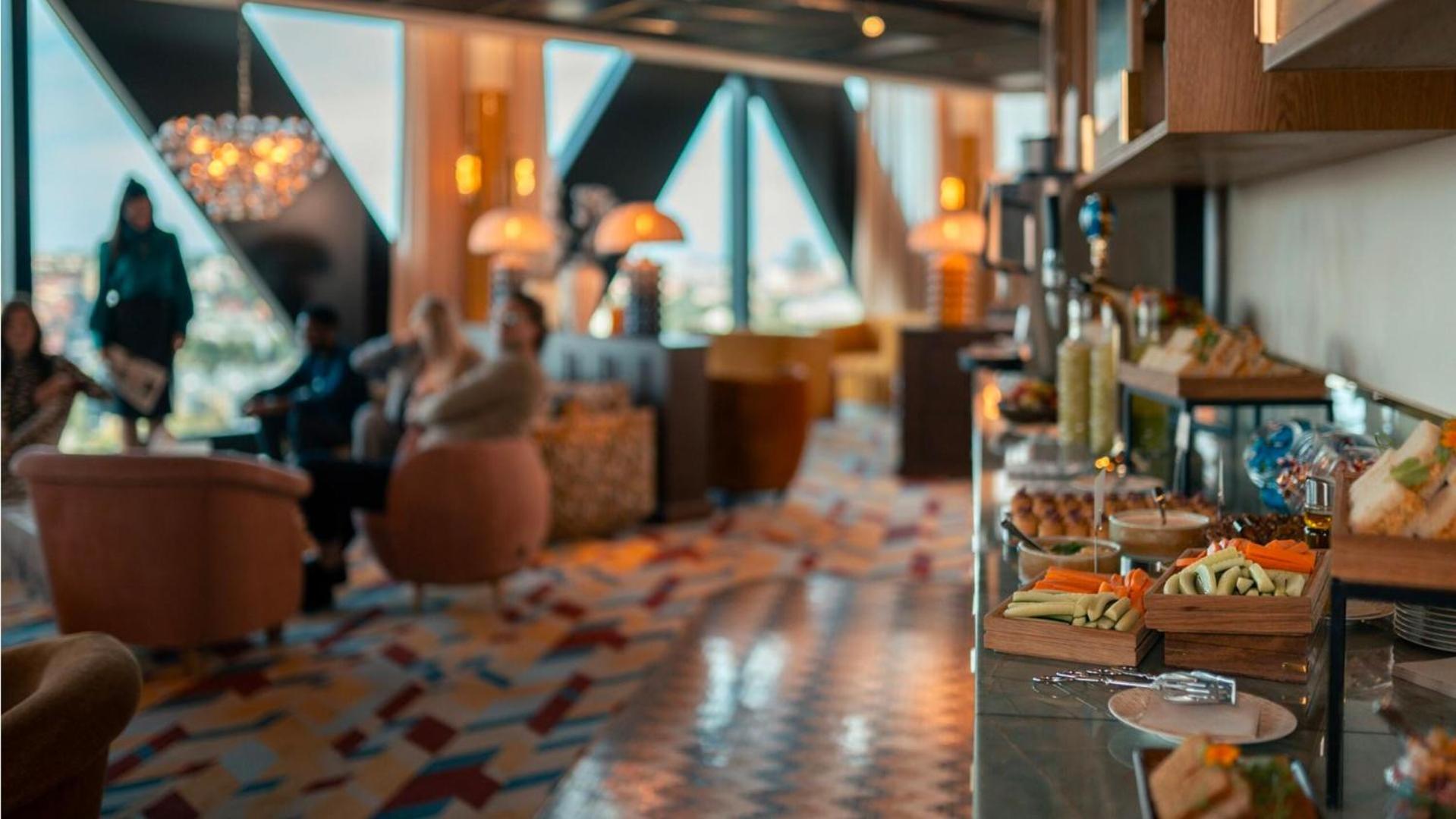 فندق Jacyz غوتنبرغ المظهر الخارجي الصورة The lounge at the airport