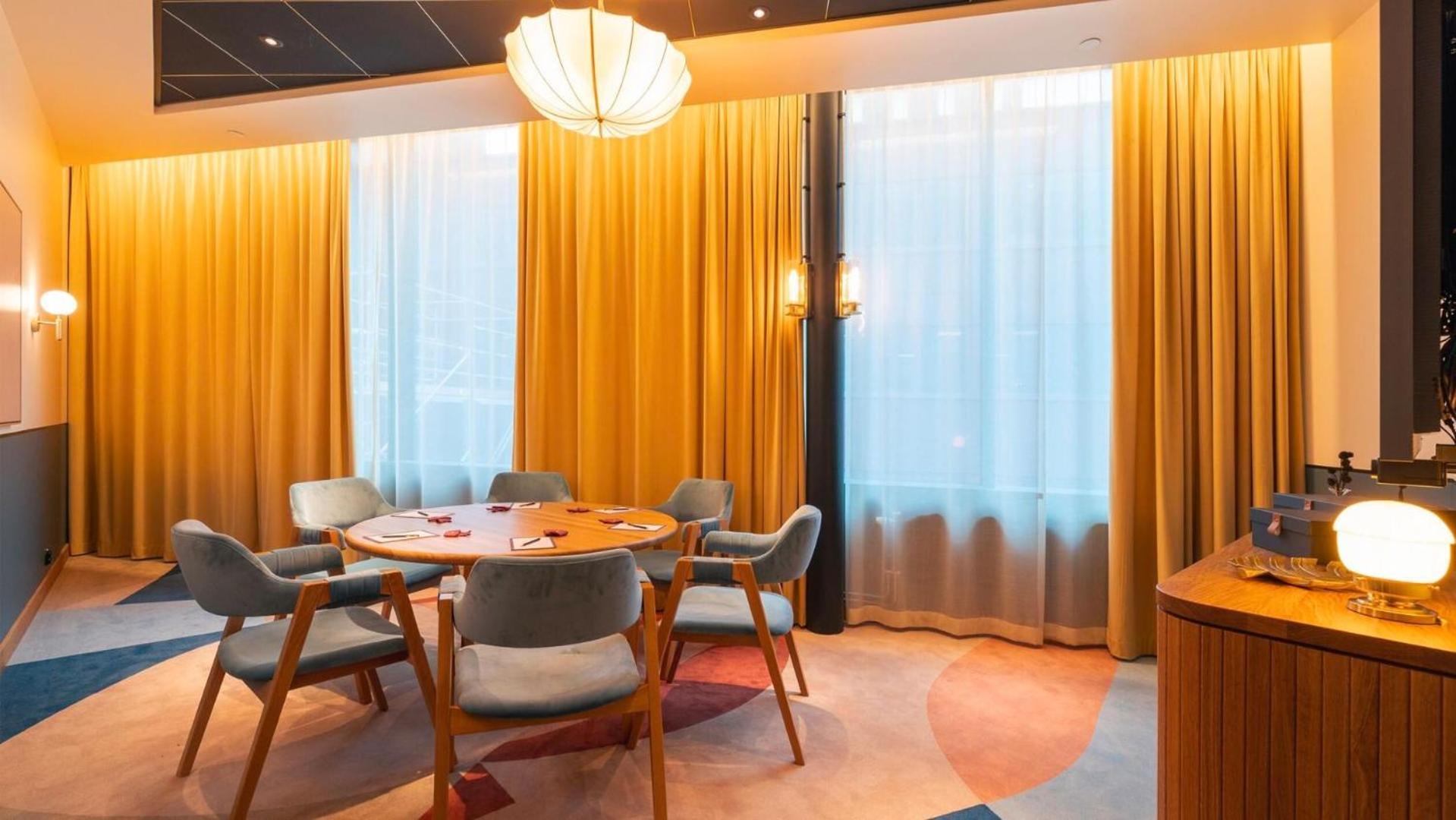 فندق Jacyz غوتنبرغ المظهر الخارجي الصورة The lounge at Terminal 5