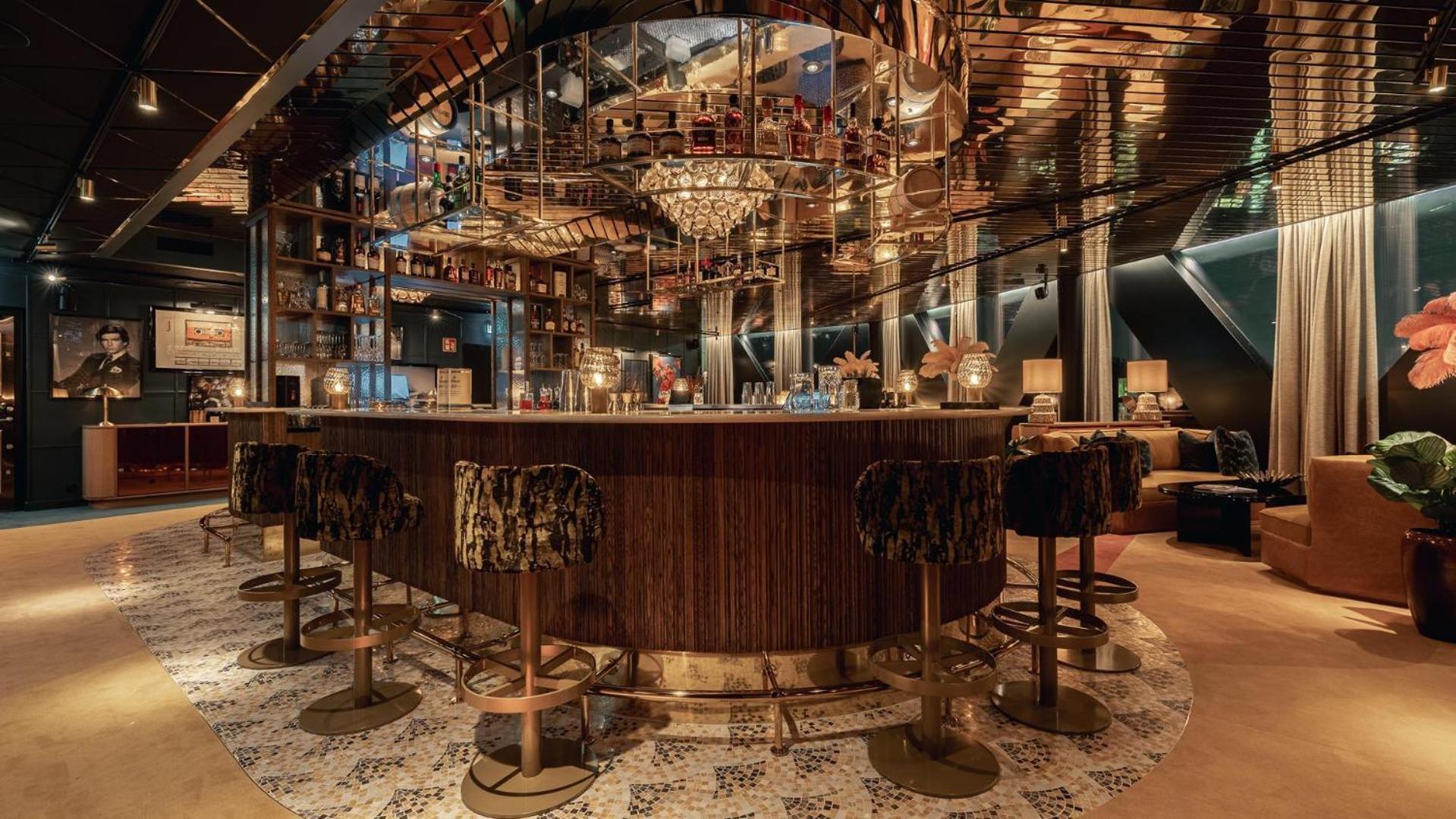 فندق Jacyz غوتنبرغ المظهر الخارجي الصورة The bar at the R&D headquarters in Seattle
