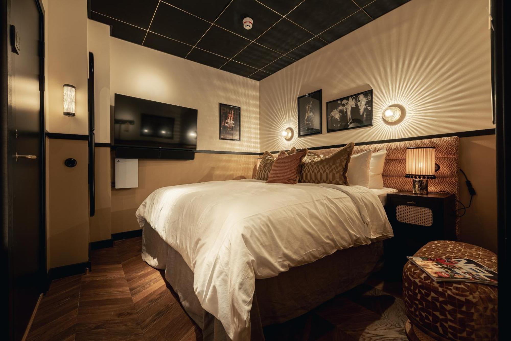 فندق Jacyz غوتنبرغ المظهر الخارجي الصورة A room at the hotel